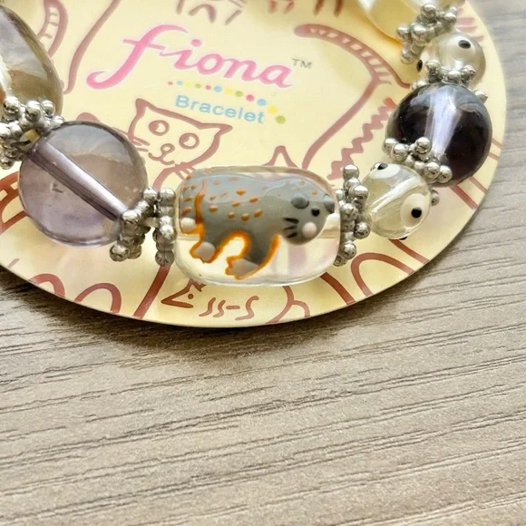 NWT Fiona Cat Beaded Bracelet Whimsical Stretch Art Jewelry - Picture 4 of 10